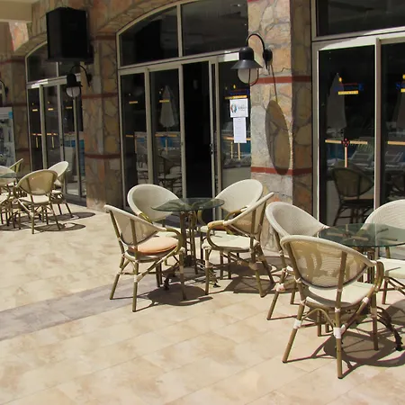 Otel Village Family