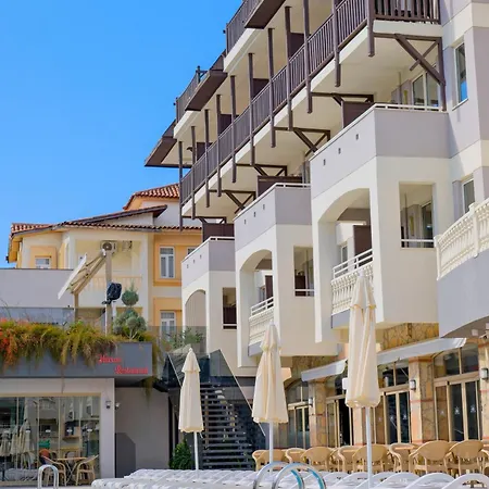 Otel Village Family 4*