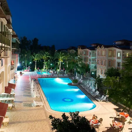 Otel Village Family